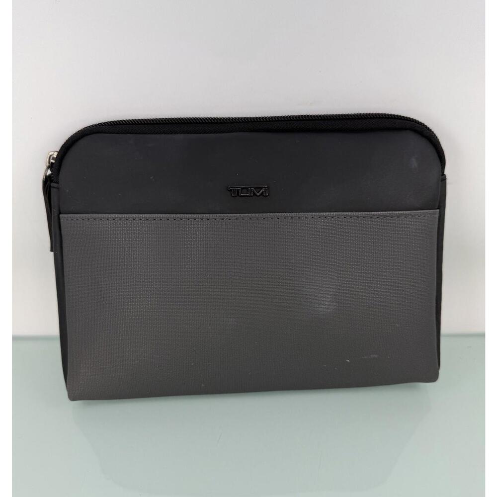 TUMI for Delta Airline Amenity Pouch Zippered  Case Black & Gray Bag Only